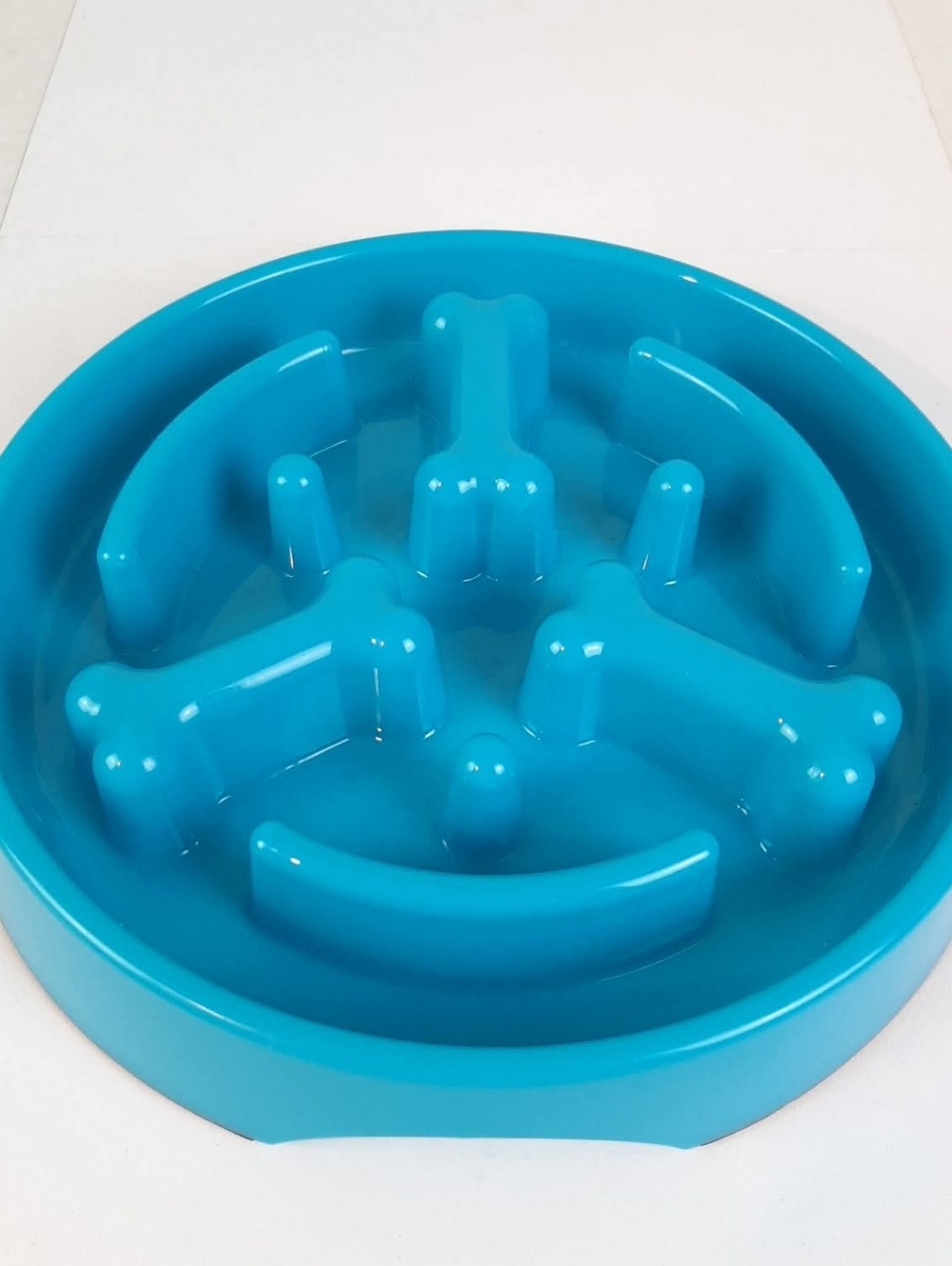 Top Paw Blue Slow Feed Plastic Bowl 9" Diameter